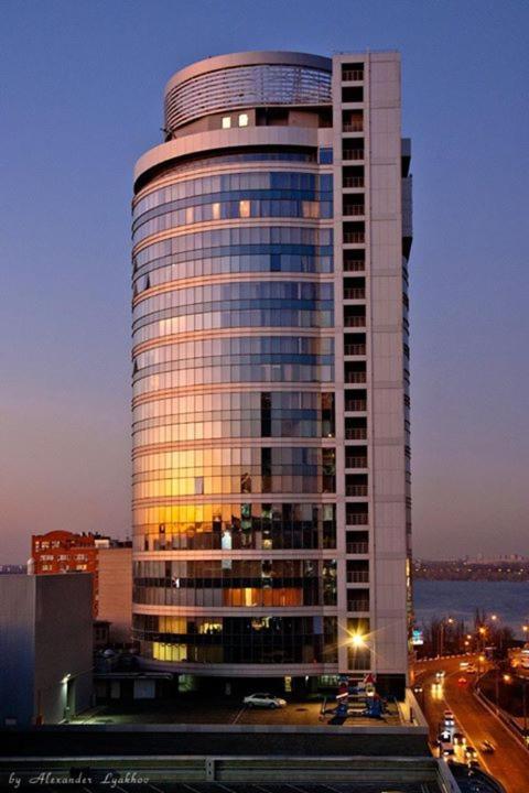Staybridge Mini-Hotel In Most City Panoramic River View Днепър Екстериор снимка
